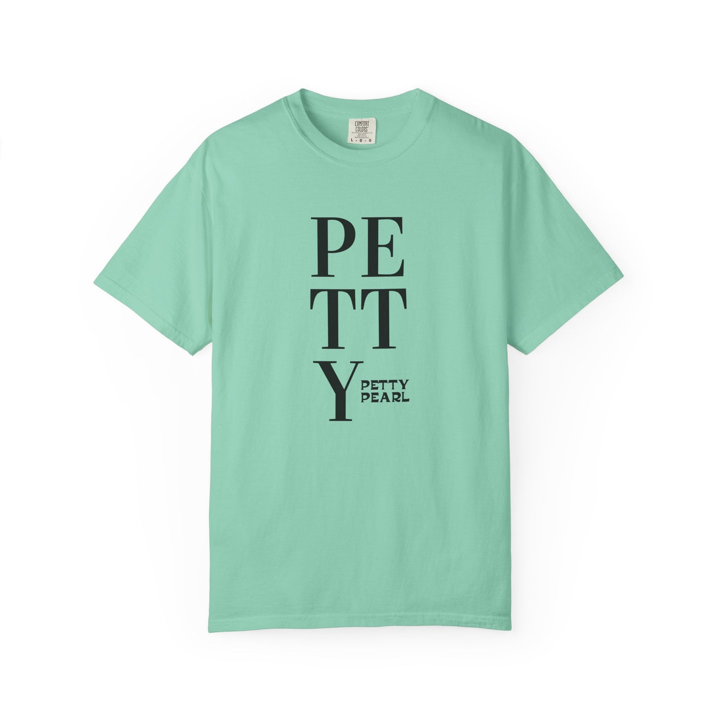 Chic 'Pretty Pearl' Graphic T-Shirt, Unisex Fashion Tee, Casual Style, Gift for Her, Trendy Apparel, Everyday Wear