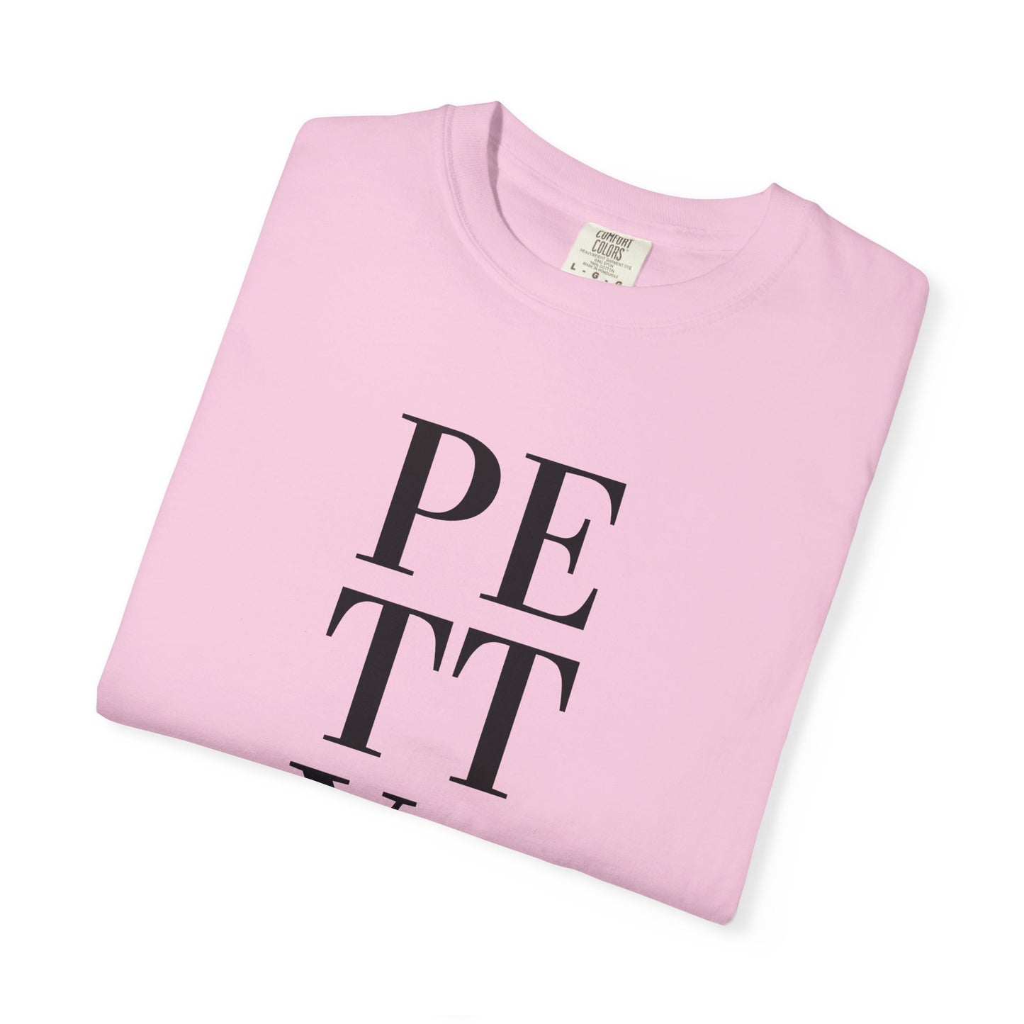 Chic 'Pretty Pearl' Graphic T-Shirt, Unisex Fashion Tee, Casual Style, Gift for Her, Trendy Apparel, Everyday Wear